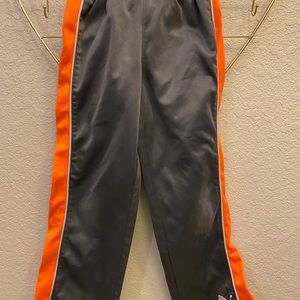 Puma boys size 6 track pants